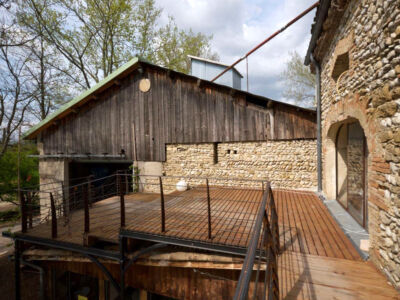 gite-aux-ramieres-terrasse-seminaire